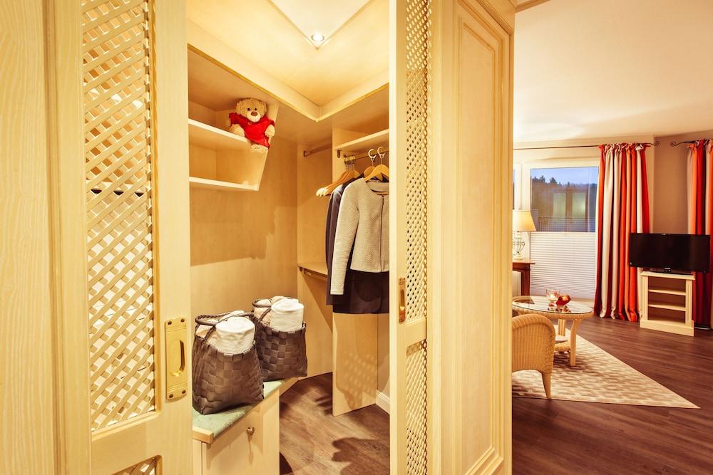 Romantischer Winkel Roligio & Wellness Resort Бад Захса Екстериор снимка