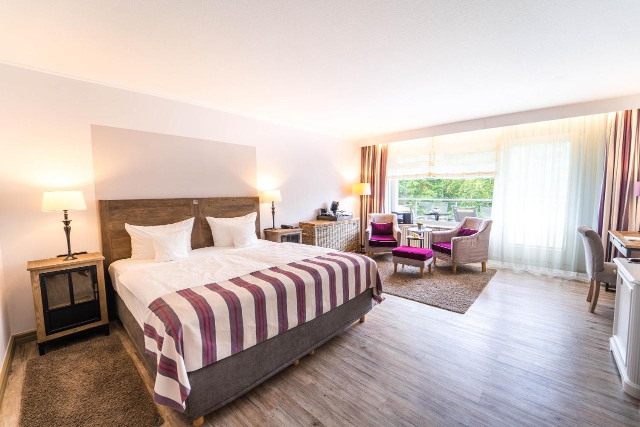 Romantischer Winkel Roligio & Wellness Resort Бад Захса Екстериор снимка