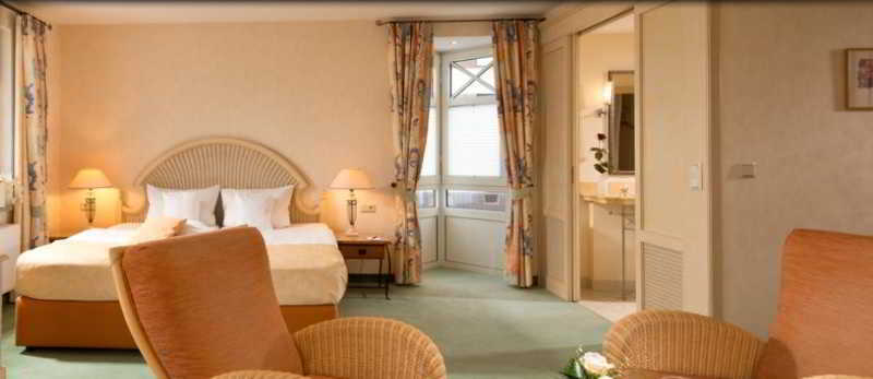 Romantischer Winkel Roligio & Wellness Resort Бад Захса Екстериор снимка
